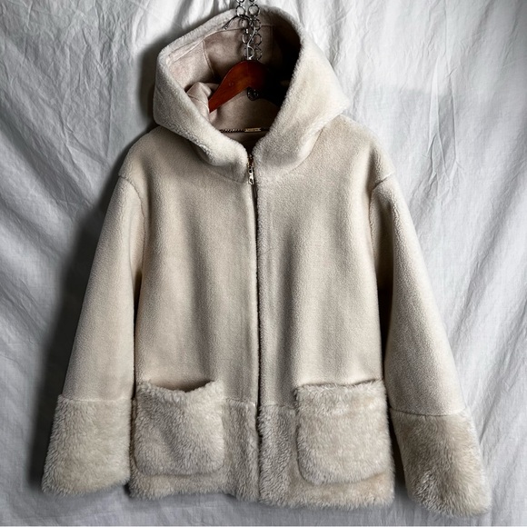 Koolaburra by UGG Full Zip Hooded Faux Fur Fuzzy Jacket Women M